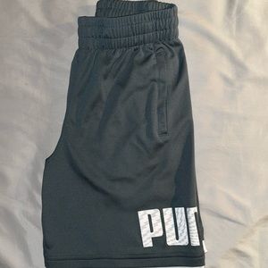 PUMA 5” shorts